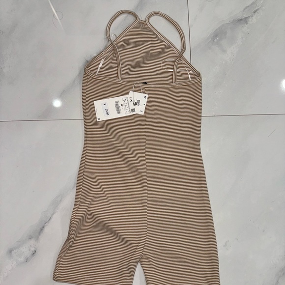 Stripper Zara romper, stretchy. New with tags size small - Picture 2 of 3